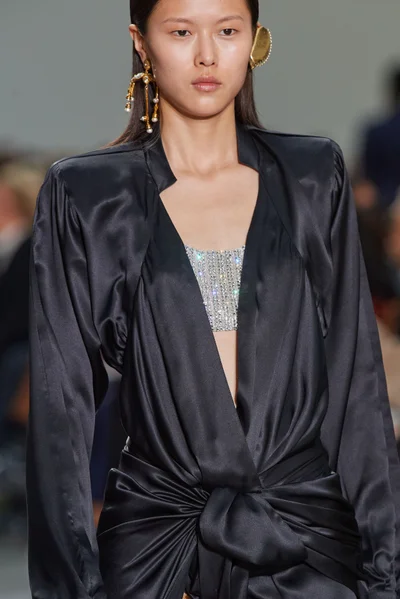 Look 74